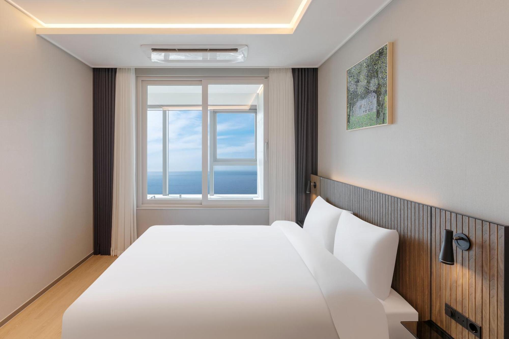 Newcz Haeundae Residence Busan Buitenkant foto