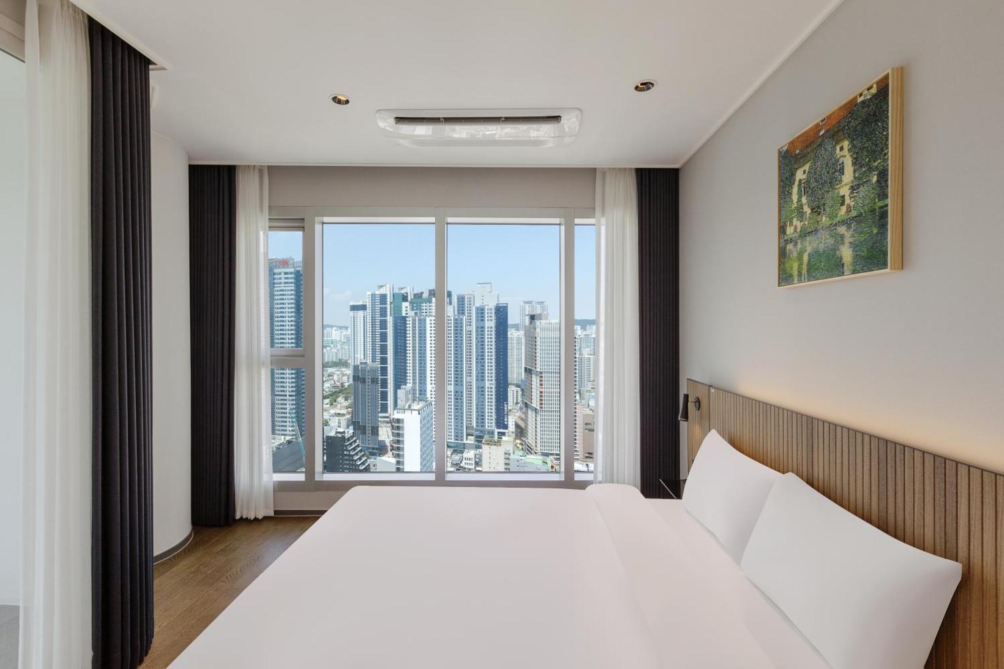 Newcz Haeundae Residence Busan Buitenkant foto