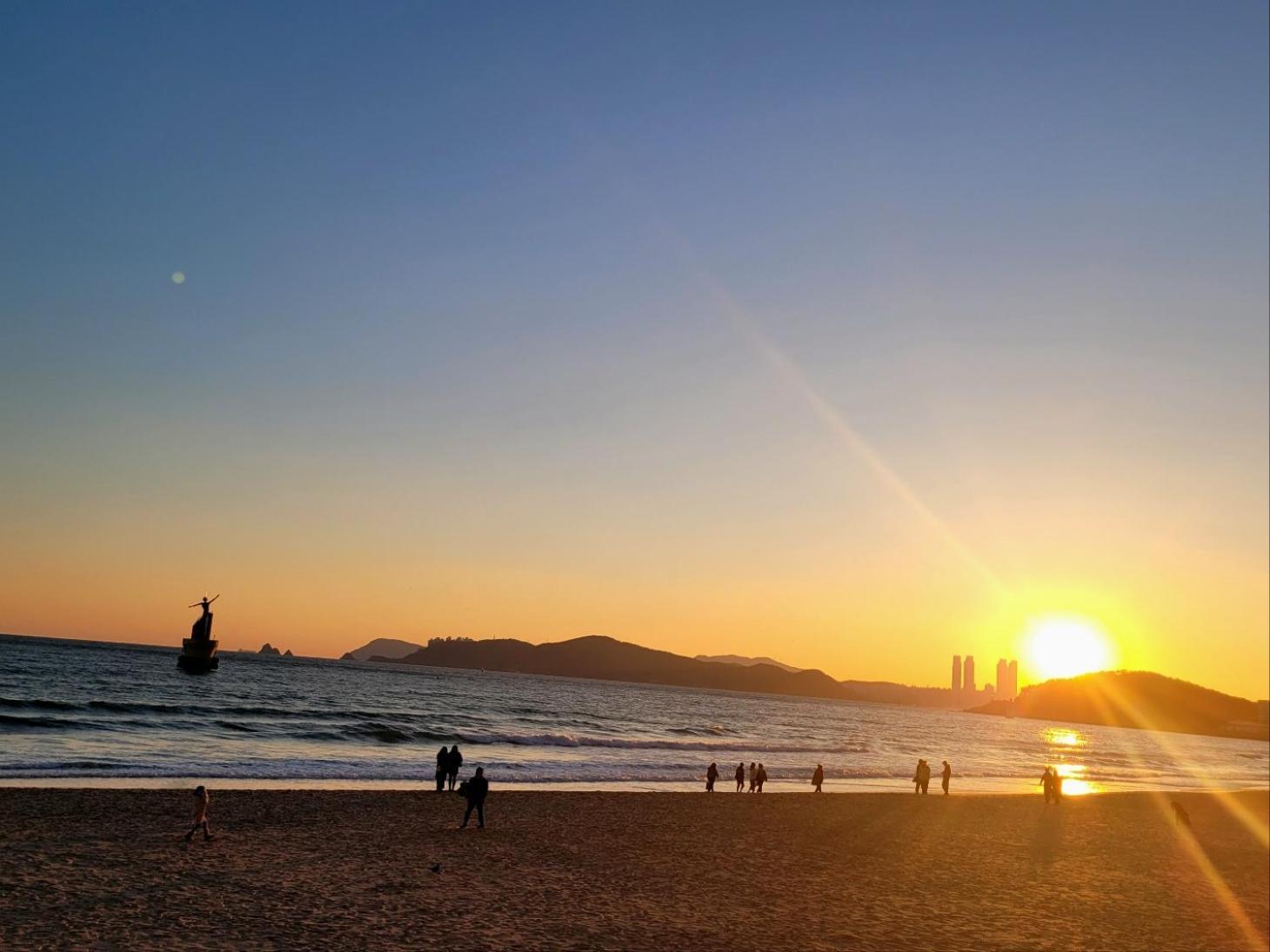 Newcz Haeundae Residence Busan Buitenkant foto